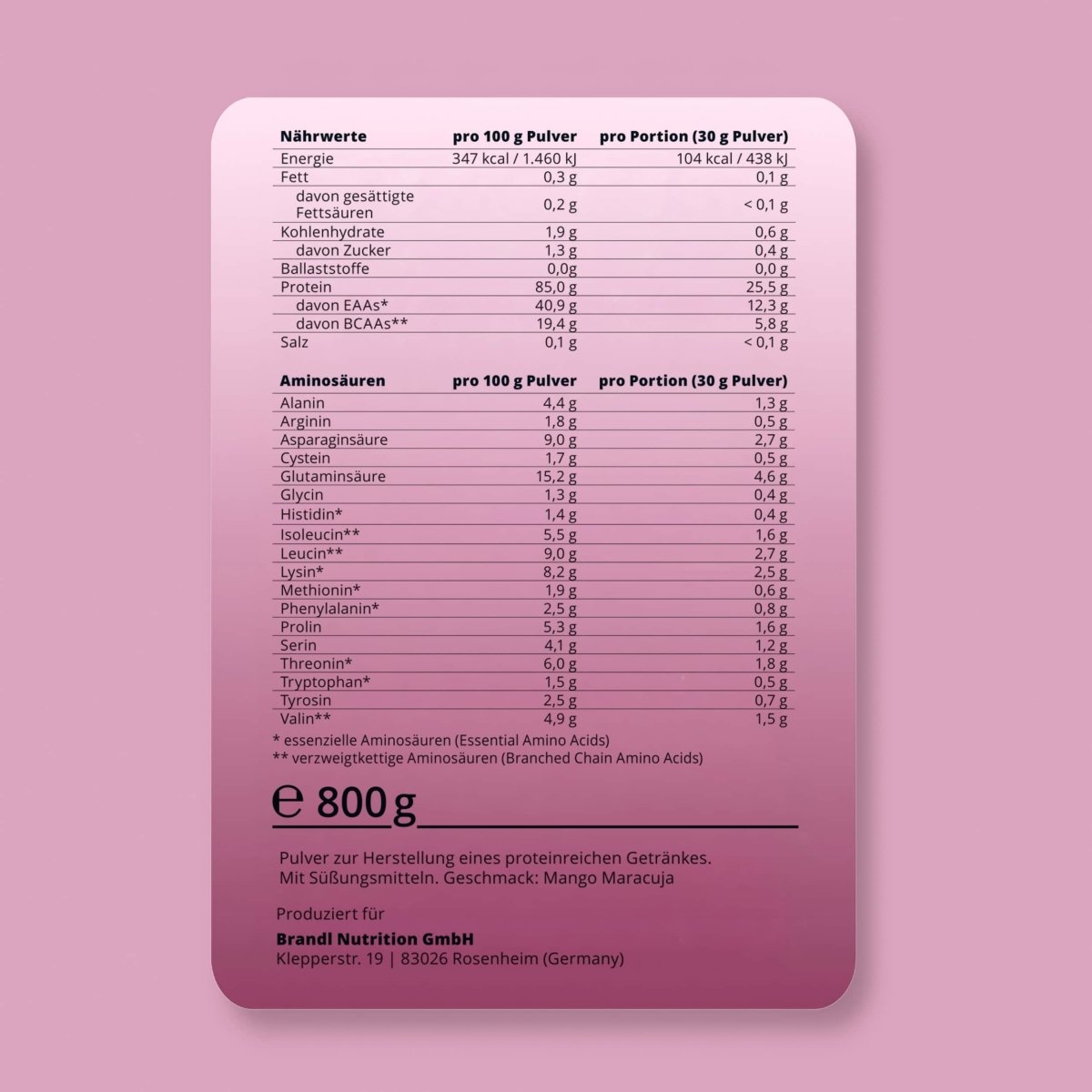 Pink rechteckiges etikett mit weißen texten auf der rückseite von clear whey proteinpulver mit nährwertangaben