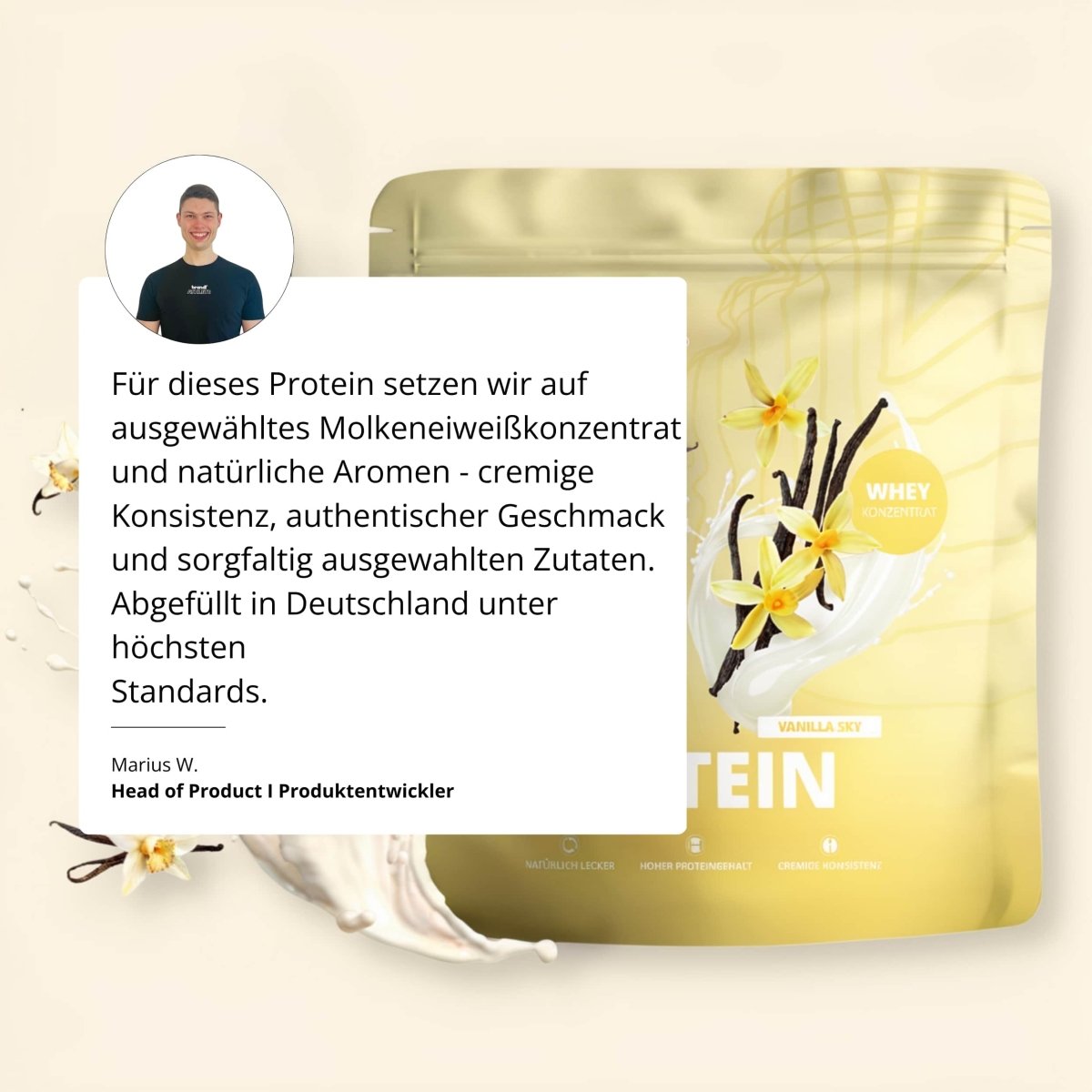Goldfarbener beutel mit vanillegeschmack pure protein 2.0 whey proteinpulver mit glänzendem floralem design
