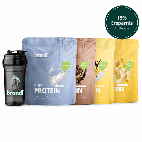 Schwarze brandl shaker flasche mit türkisem logo neben vier bunten veganen protein pouches im 3-er protein bundle vegan