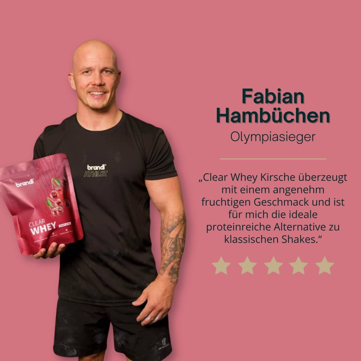 Eine lebhafte pinke tasche mit brandi clear whey klarer molkenprotein in kirschgeschmack mit glänzendem finish und fruchtbildern